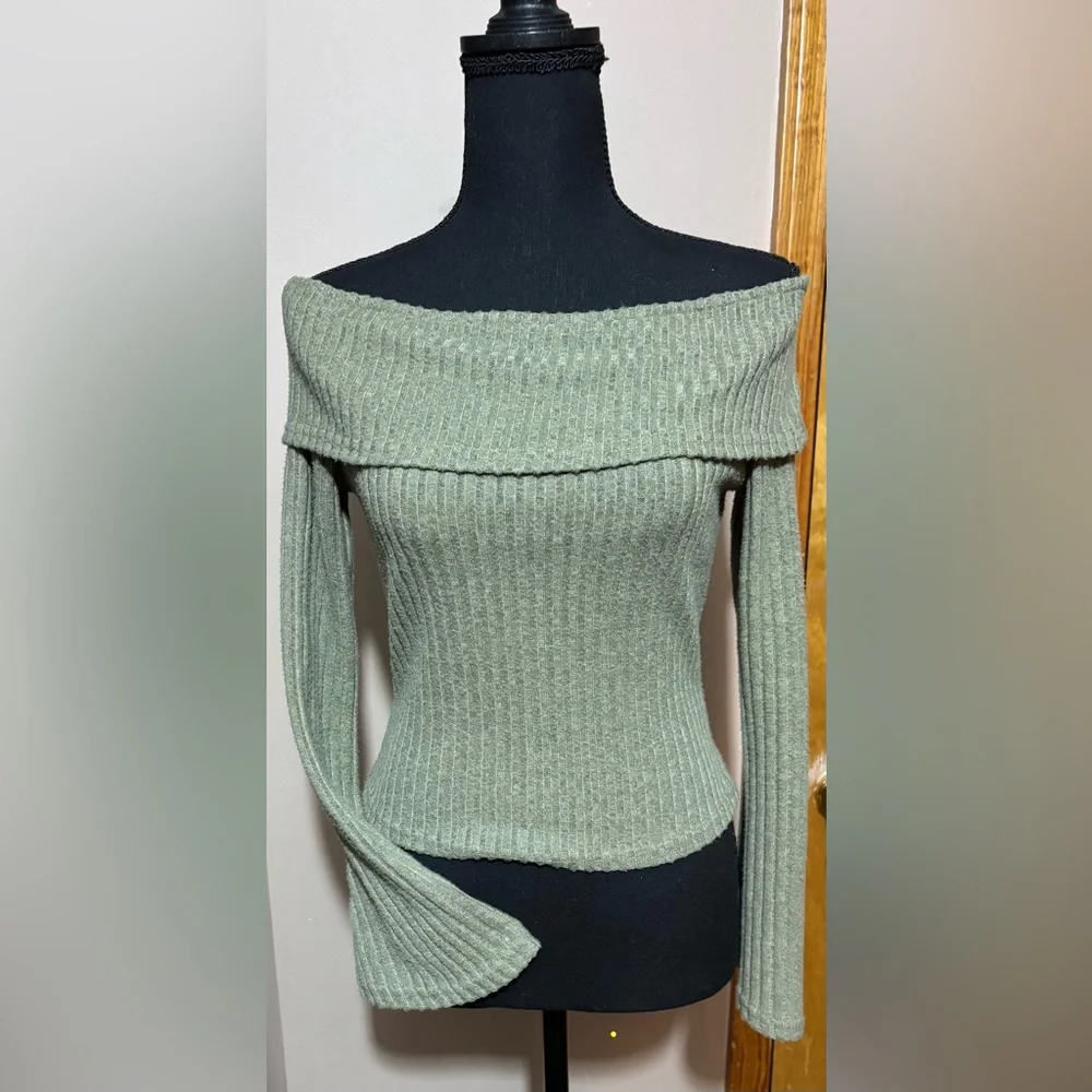 Off the shoulder olive green crop sweater. Size S. Bell sleeve accents. - Picture 1 of 6